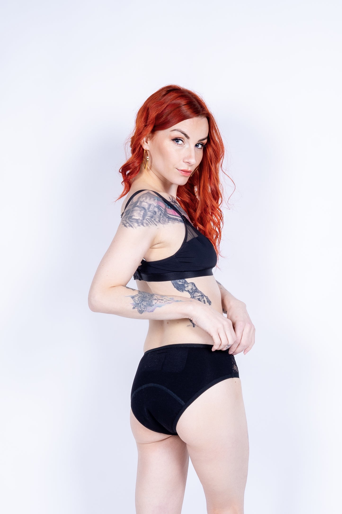 Menstruační kalhotky s krajkou 6